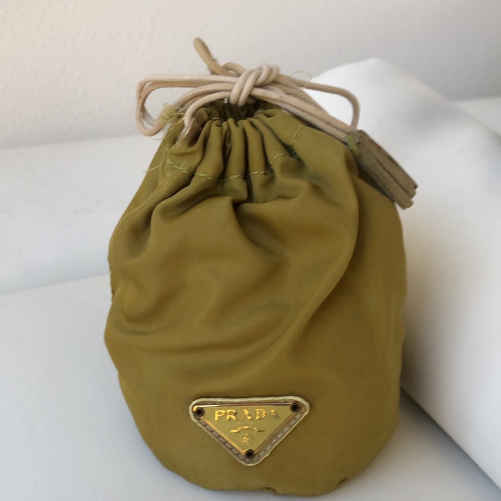 Prada mini - Picture 2 of 6